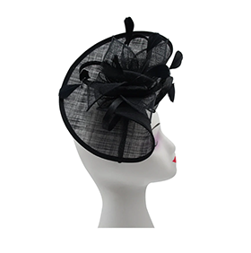 Asymmetric Sinamay Disc Fascinator with Feathers - Image 4