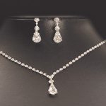 Elegant Teardrop Necklace & Earring Set